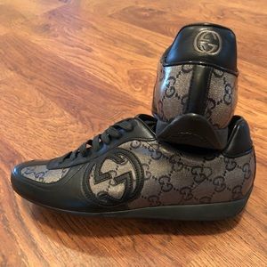 Gucci Sneakers - Brand new